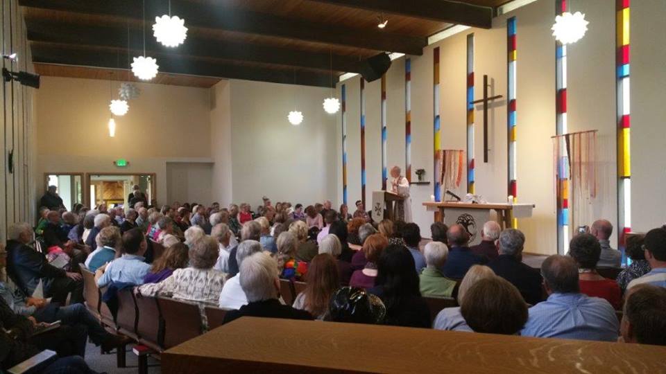 Worshippers gather for Mass at Spirit of Grace. About 50% of the members are Catholic, 40% Lutheran and 9% are from other denominations. (Courtesy of Spirit of Grace)