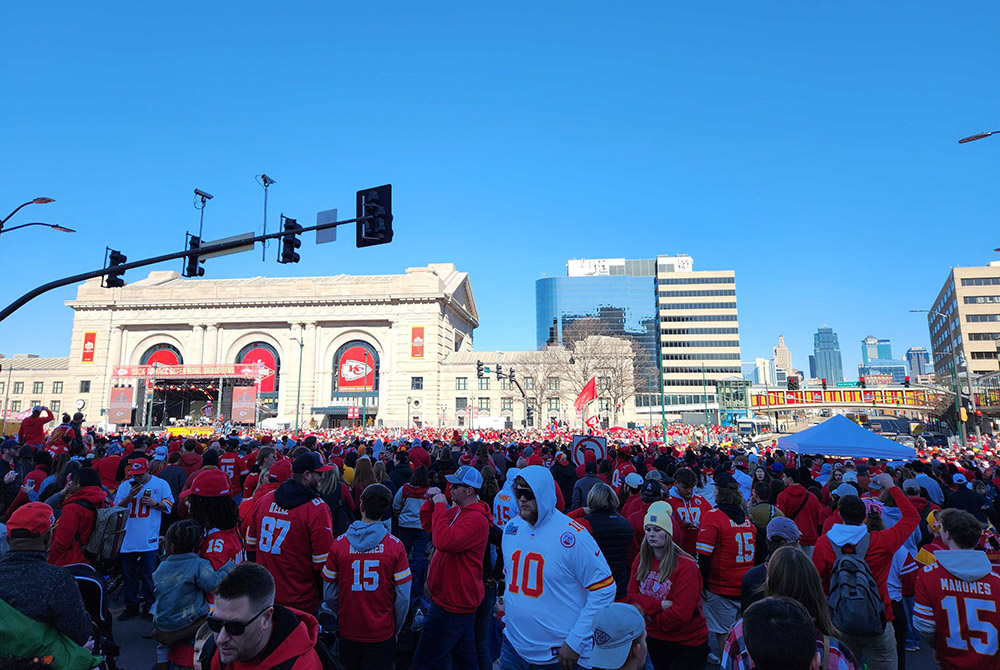 Kansas City Chiefs fans assemble outside Union Station in downtown Kansas City, Missouri, on the morning of the Super Bowl victory rally and parade on Feb. 14. Hours later, it would be the scene of a mass shooting that resulted in one death and 22 people injured. (NCR photo/Brian Roewe)