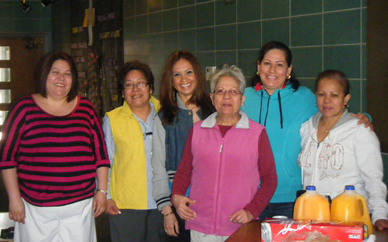From left: Soledad Díaz, Paula Barragan, María Olivo, Amada Pérez, Jaqui Moreno and Luz Rodriguez at their last English as a second language group meeting of the year April 27 (Julie Drew)