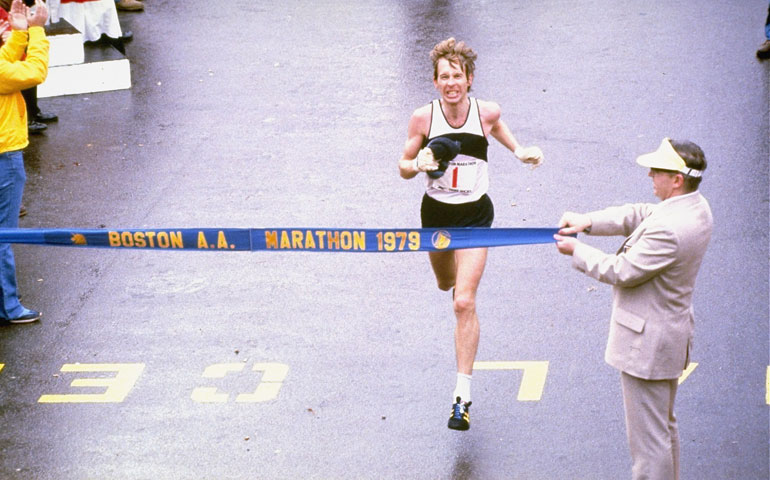 Bill Rodgers crosses the finish line in the Boston Marathon on April 16, 1979. (AP photo)