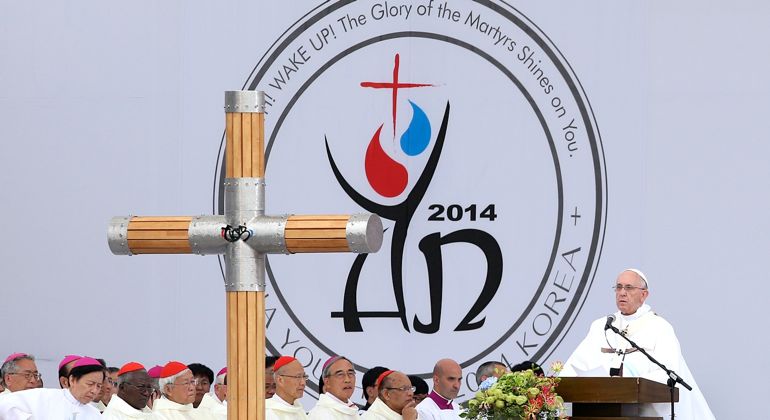 Pope Francis delivers homily in Asian Youth Day closing mass (photo by Pastoral visit media)