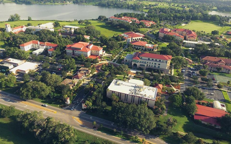 A 2017 aerial view of the main campus of St. Leo University in St. Leo, Florida (Wikimedia Commons/Odiedude)