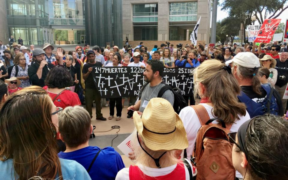 Protesting Operation Streamline at the Federal Courthouse in Tucson, Arizona (Eileen Harrington, CoL)
