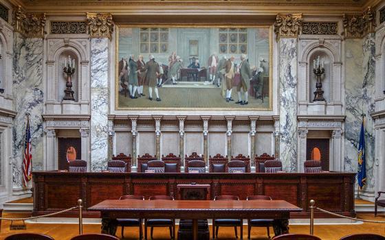 Interior view of the Wisconsin Supreme Court courtroom, inside the Wisconsin State Capitol building in Madison (Wikimedia Commons/Daderot)