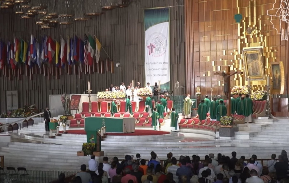 Mexican Catholics mark anniversary of Jesuits' murders with Mass for ...