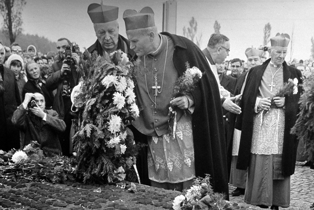 Cardinal Stefan Wyszynski of Warsaw and Cardinal Karol Wojtyla of Krakow, the future Pope John Paul II, and Cardinal John Krol of Philadelphia are pictured at a ceremony in Brzezinka, Poland, Oct. 15, 1972. (CNS photo)