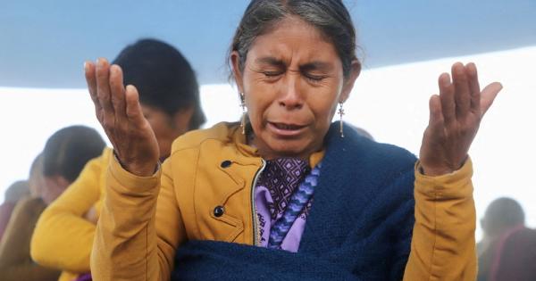 Mexicans flee to neighboring Guatemala to avoid being 'human shields ...