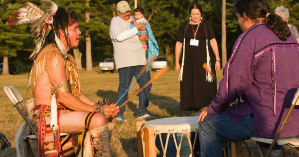 Native Americans feel 'pulled up' by Blessed Kateri becoming a saint ...