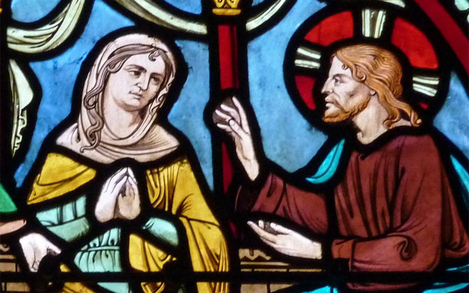 Mary of Bethany and Jesus are depicted in stained glass in Saint-Pierre de Neuilly Church in Neuilly-sur-Seine, France (Wikimedia Commons/Reinhardhauke)