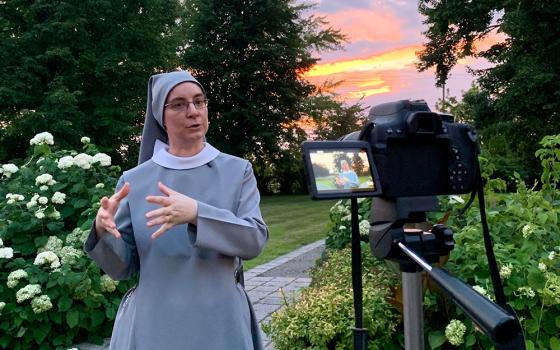 Recluse Sr. Ginette Généreux speaks during the filming of the documentary series "The Hidden Good in the City" ("Le Bien Caché dans la Cité") by the youth of Mission Jeunesse in the Montreal Archdiocese. (Courtesy of Mission Jeunesse)
